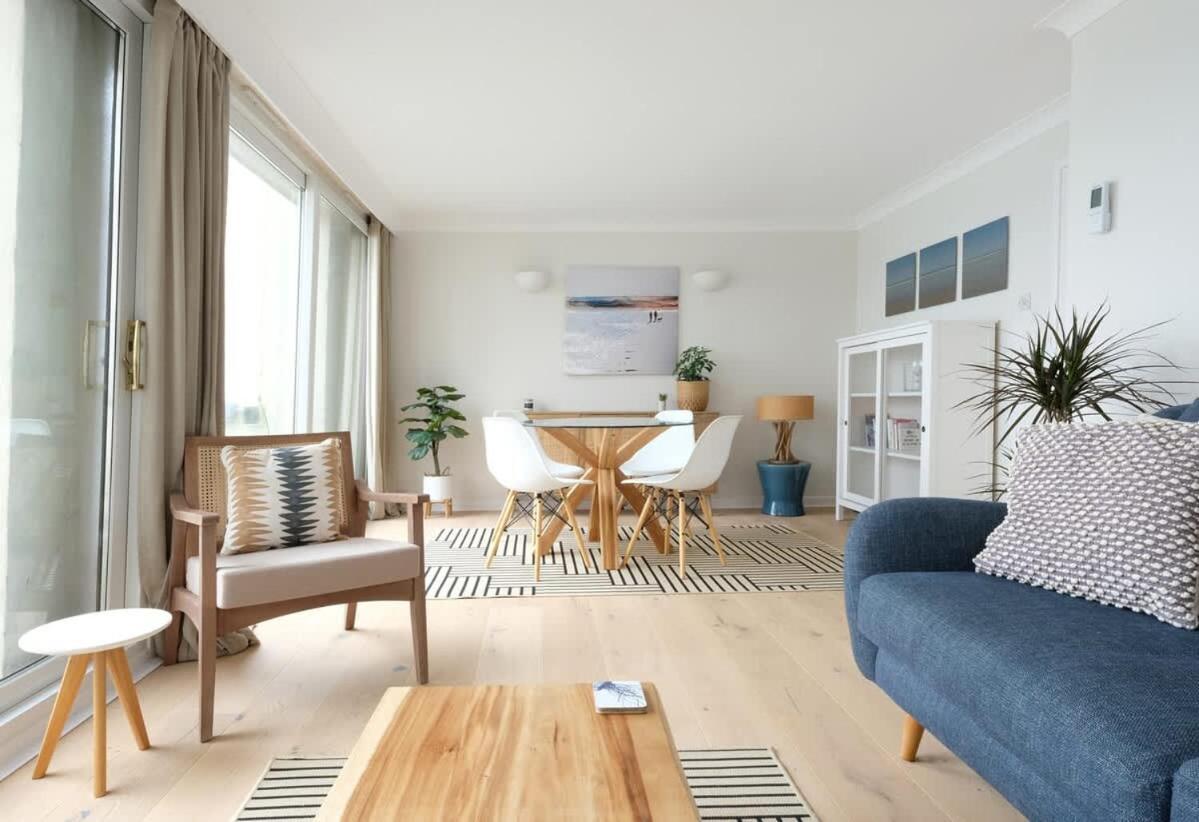 Spectacular Waterfront Views With Parking At 'mariners Mirror' Falmouth