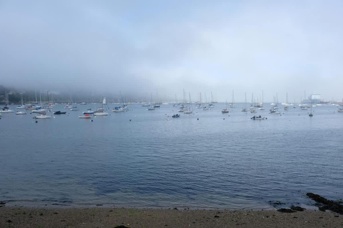 Spectacular Waterfront Views With Parking At 'mariners Mirror'
